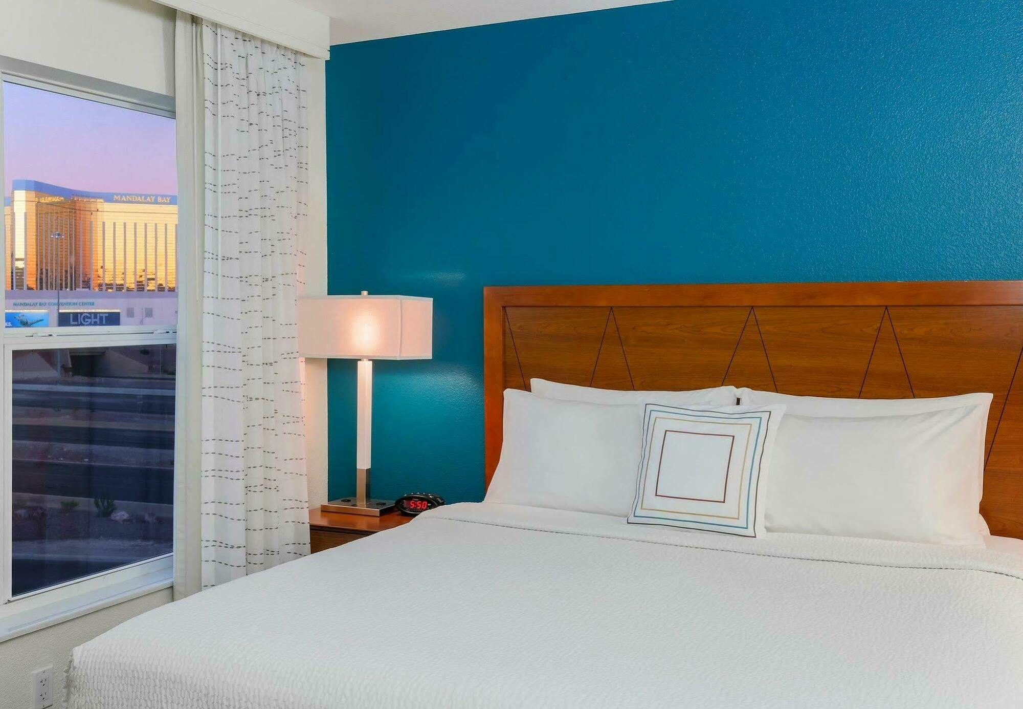 Residence Inn By Marriott Las Vegas Stadium Area Bagian luar foto
